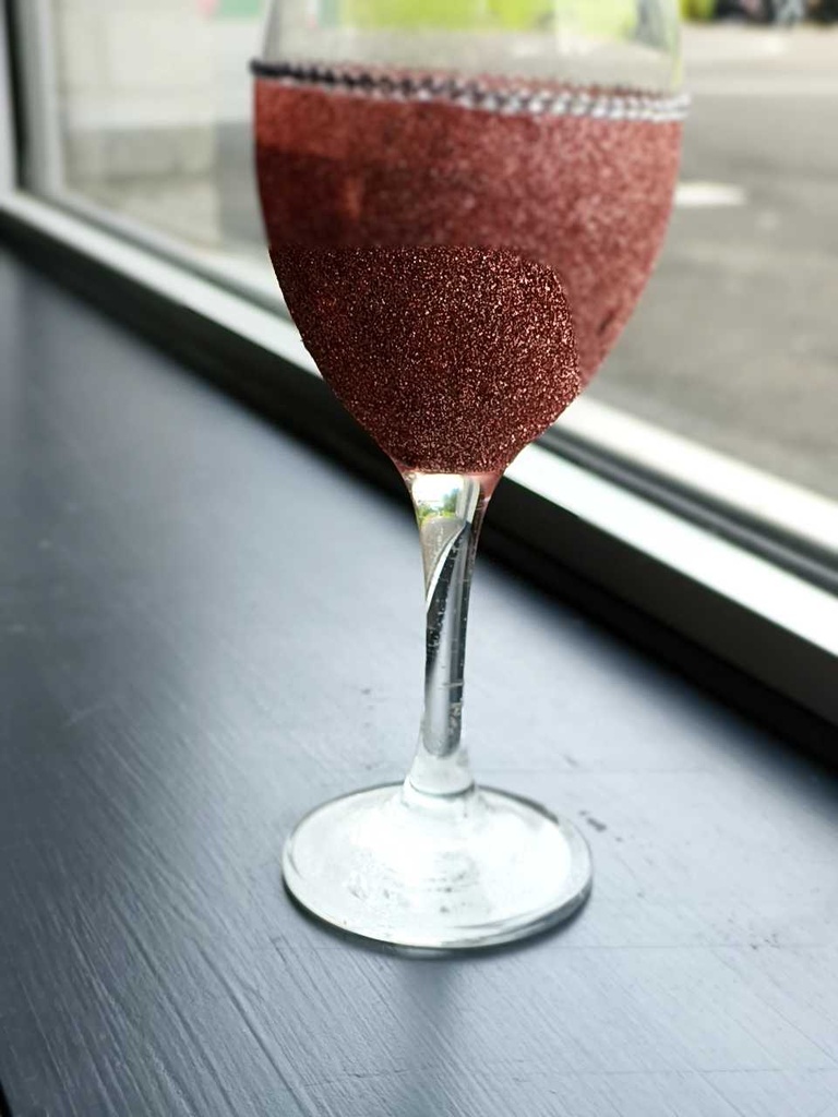 Wine Glass (Pink)